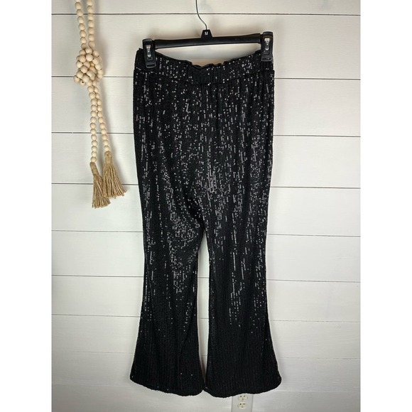 EUC Unbranded black flare sequin pants size S - Picture 3 of 4